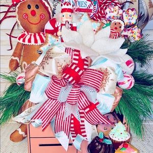 (Sold) Christmas wishes toy stove centerpiece